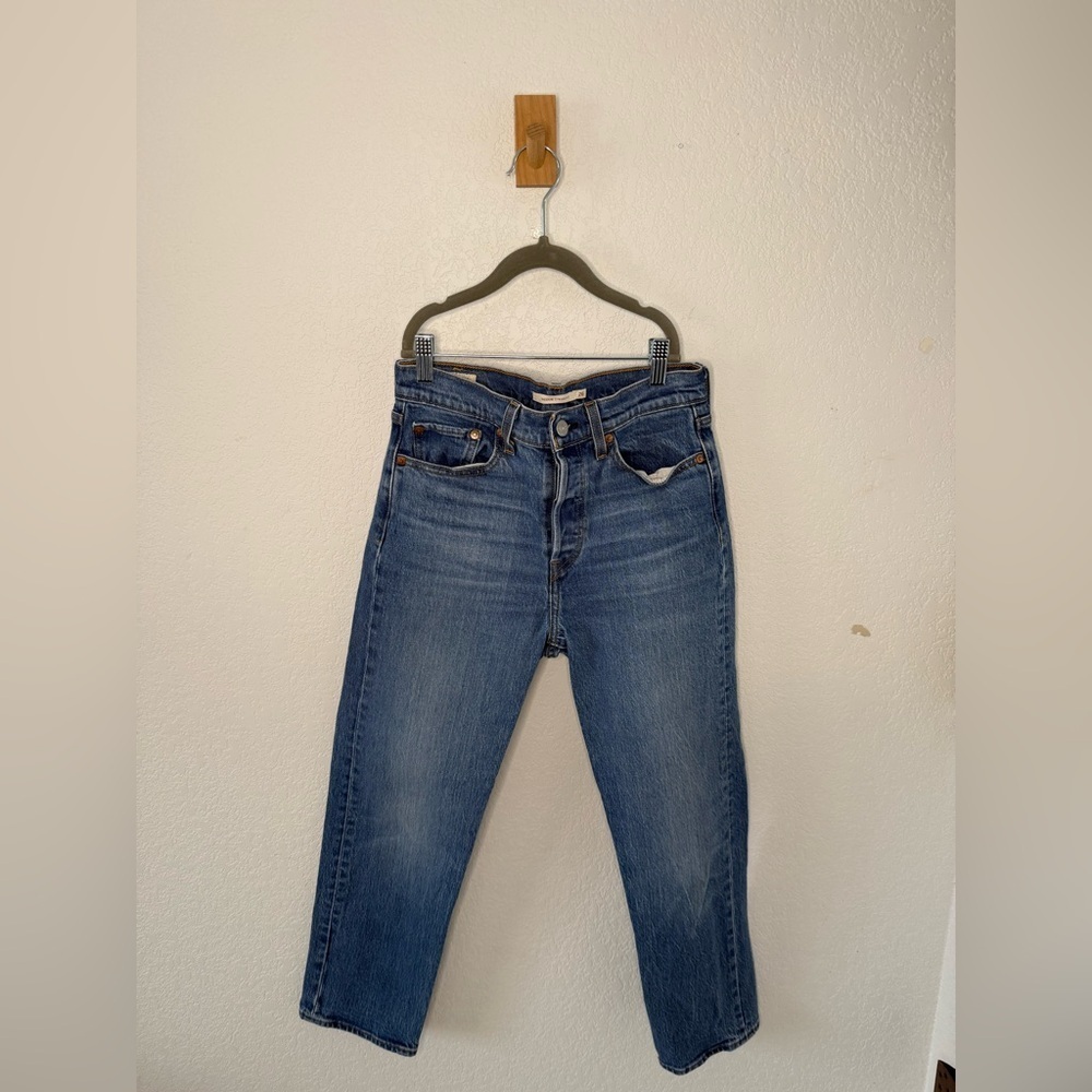 Levi's Premium Women's Straight Leg Blue Jeans